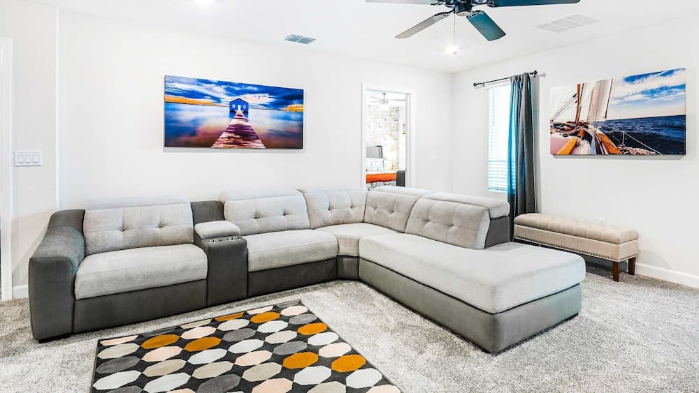 Family Oasis - Image 7