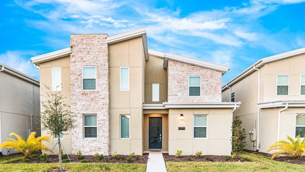 Family Oasis - Image 37