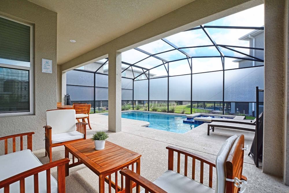 Fancy Family Home - Image 2