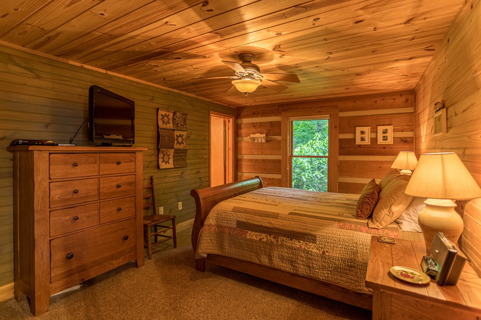 Farallon Cabin - Image 10