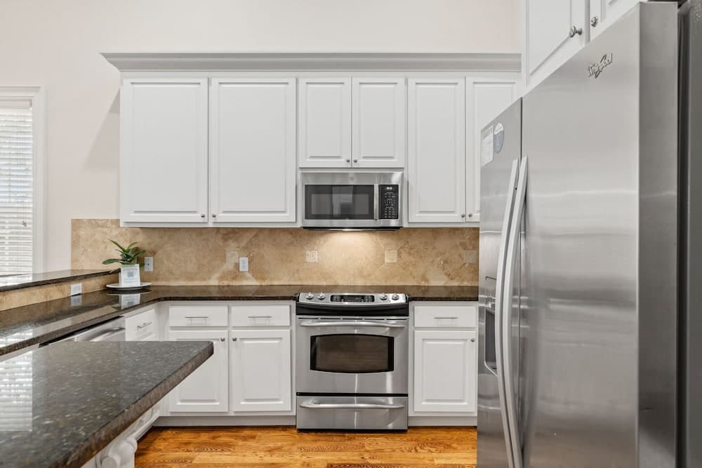 Shorehaven Condo - Image 7