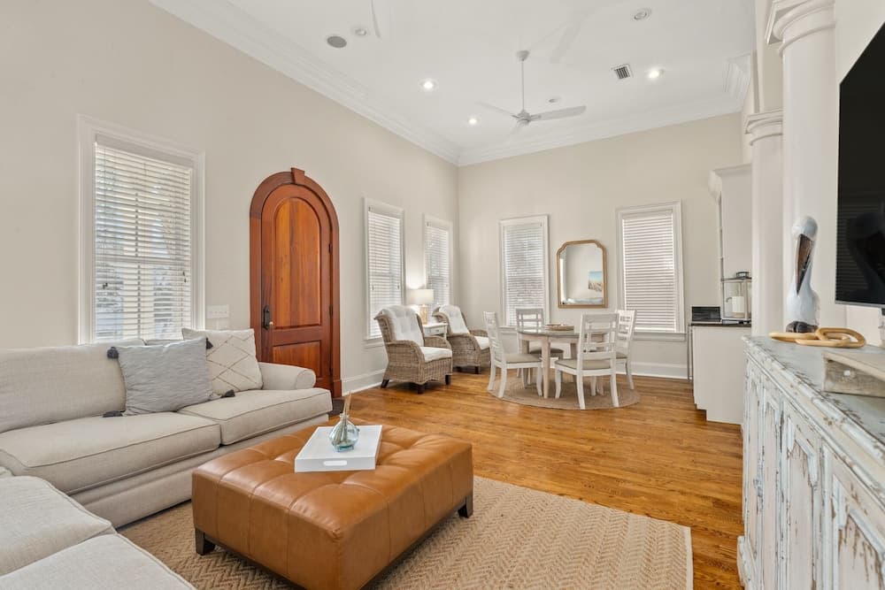 Shorehaven Condo - Image 12