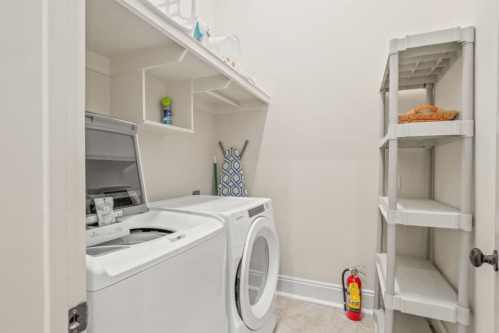 Shorehaven Condo - Image 31