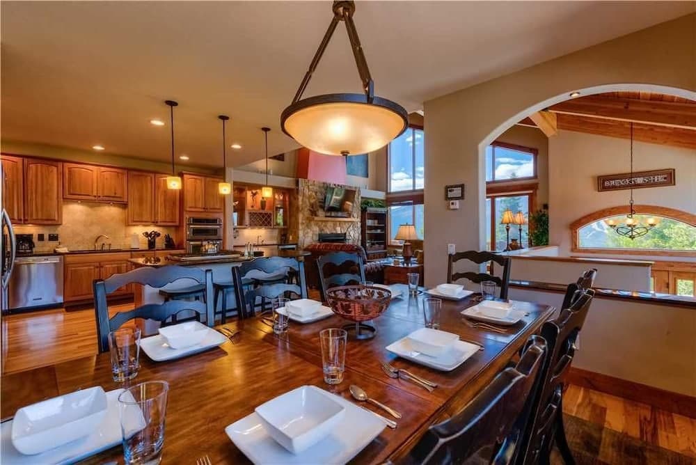 Firelight Luxury - Image 18