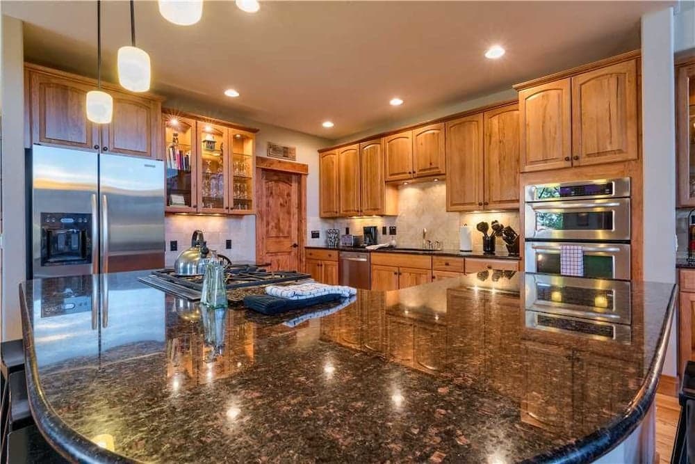 Firelight Luxury - Image 19