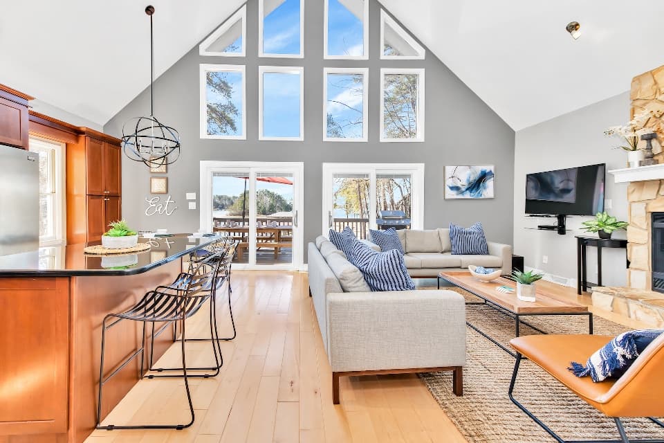 Blarney Bay - Image 1