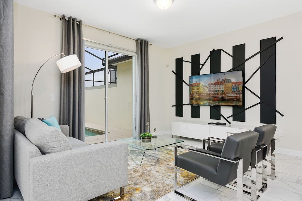 Storey Lake Townhome #4841 - Image 4