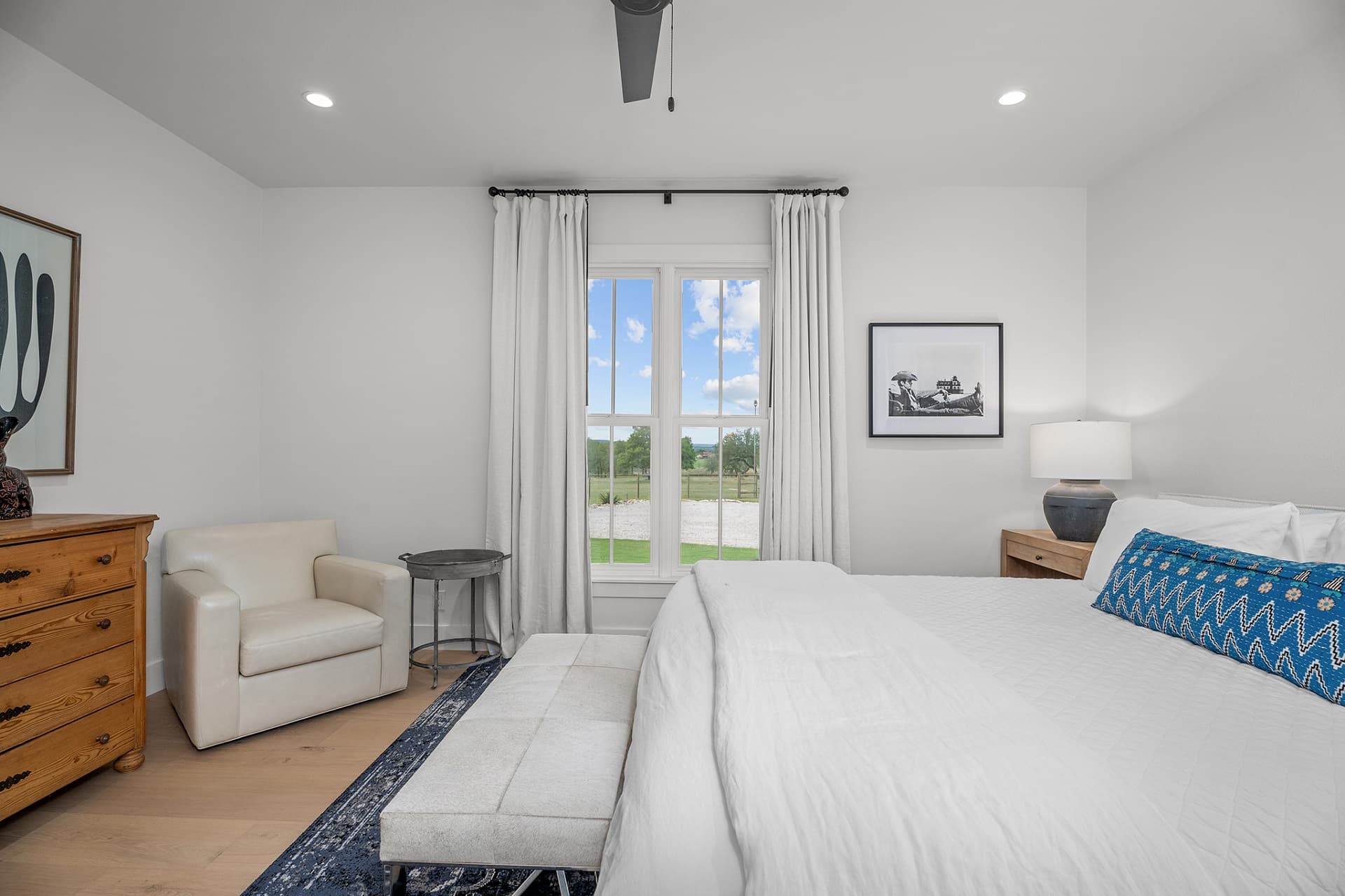 Foxtrot Farm - Main House - Image 19