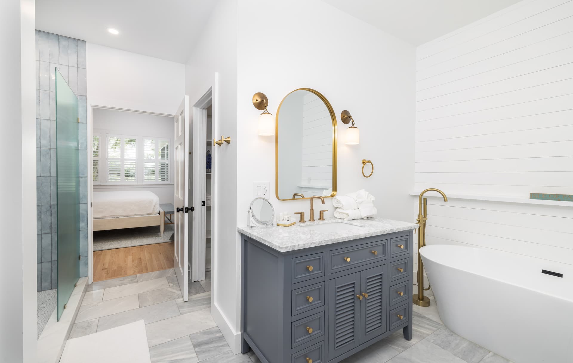 Permanent Waves - Image 23