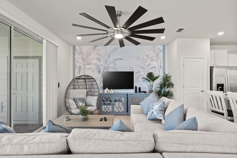 Warmwave Retreat - Image 2