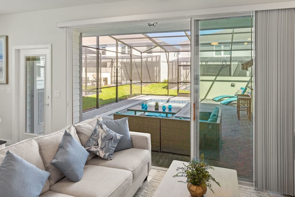 Warmwave Retreat - Image 7