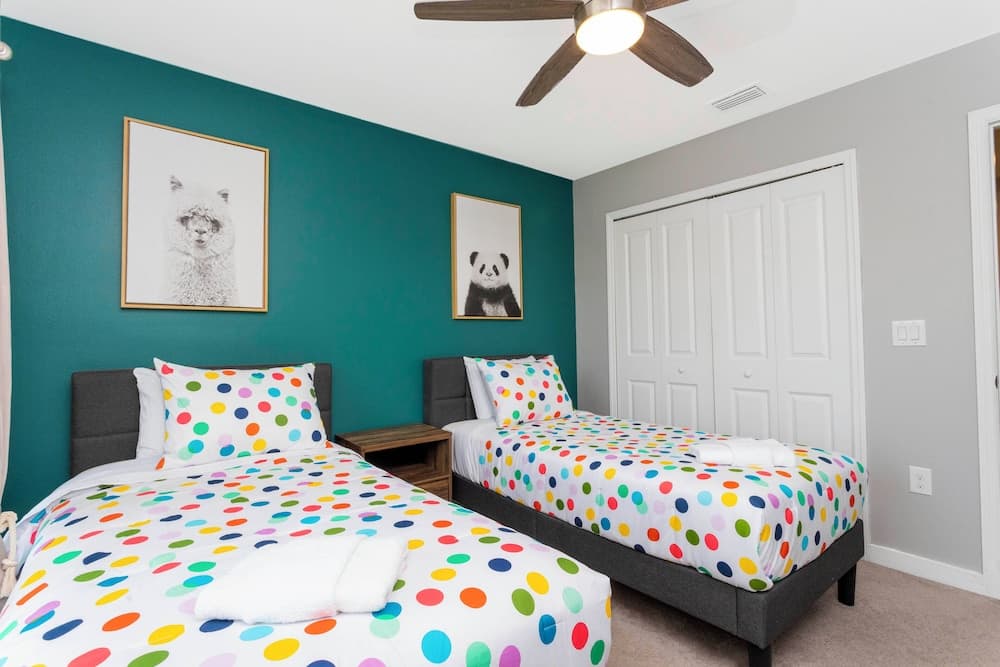 Disney Palms #49 - Image 30