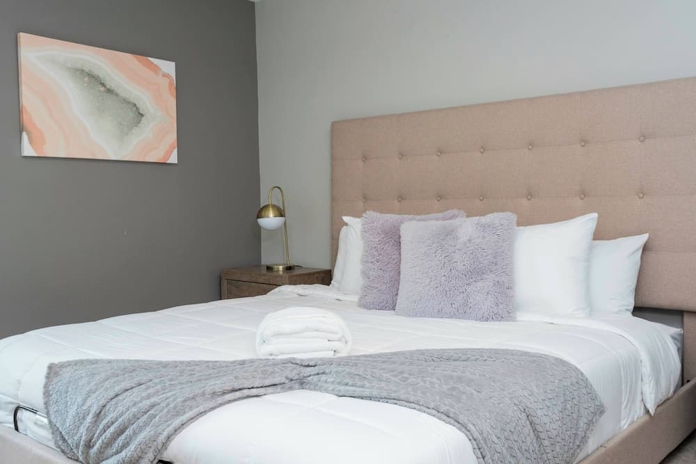 Disney Palms #49 - Image 39