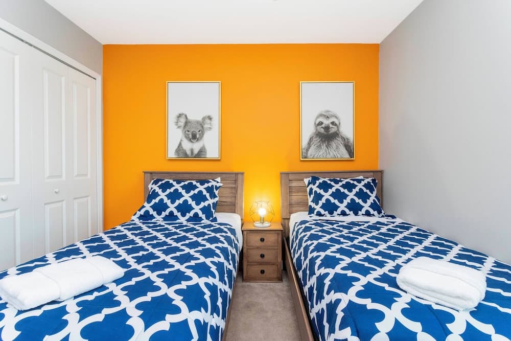 Disney Palms #49 - Image 46