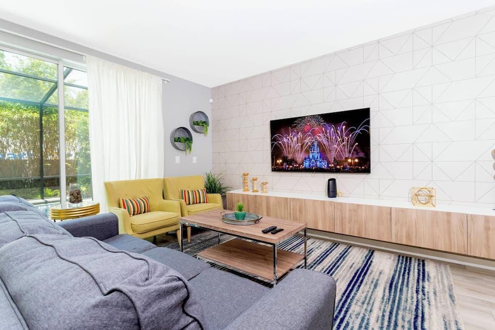 Disney Palms #49 - Image 3