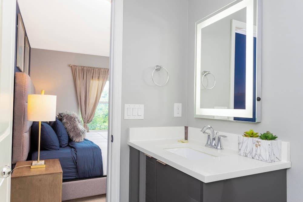 Disney Palms #49 - Image 61