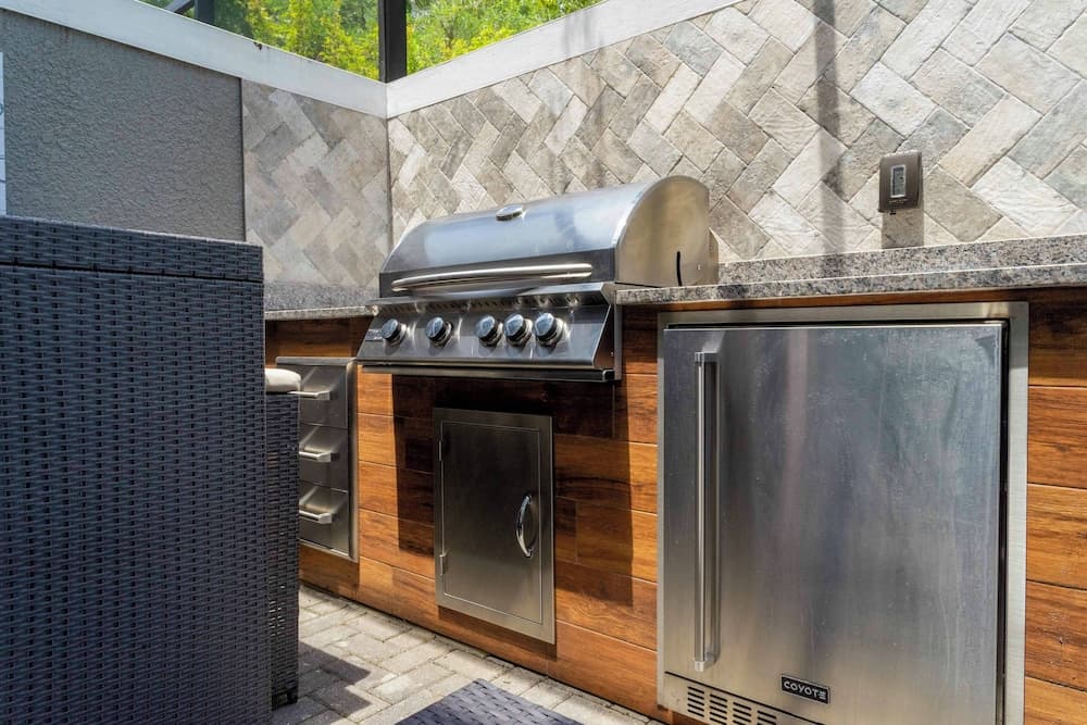 Disney Palms #49 - Image 68