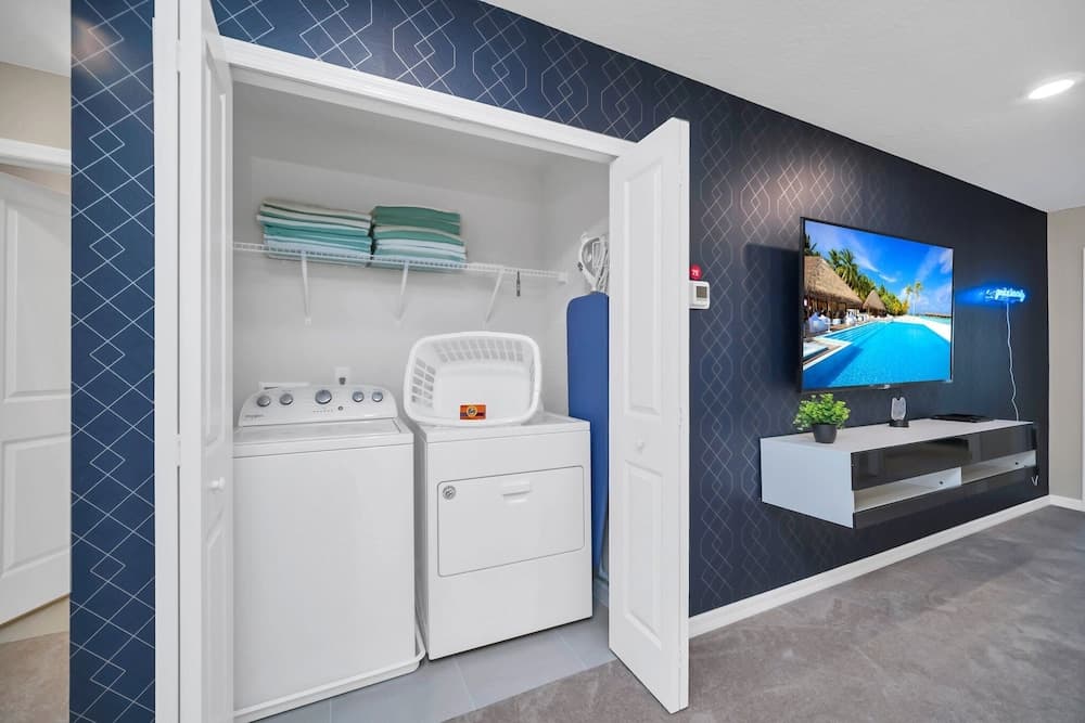 Waterpark Wonderland - Image 25