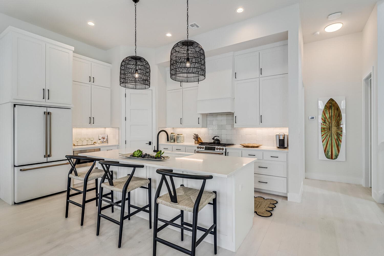 Friday's Comin' - Image 5