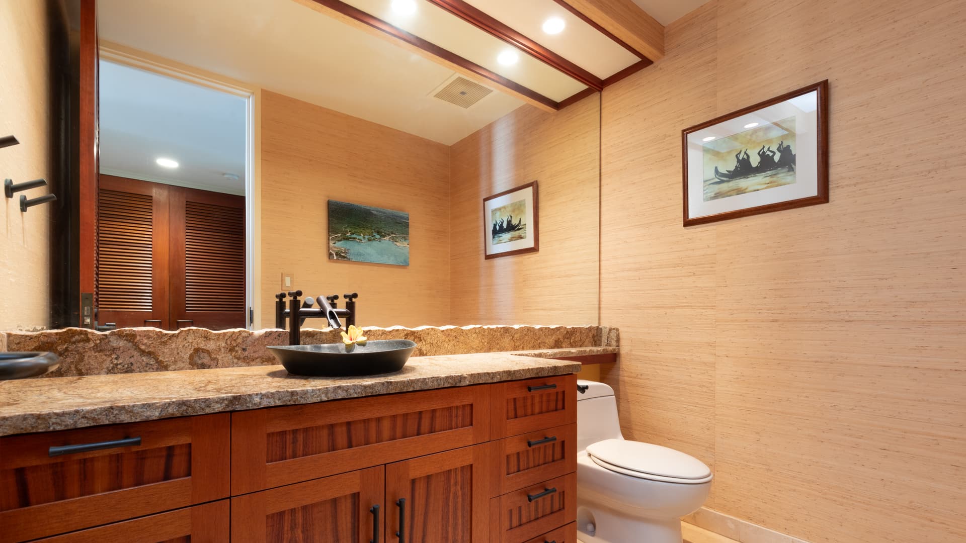 Fun in the Sun House - Image 18