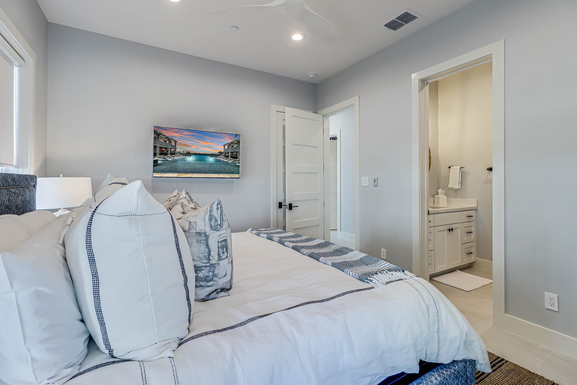 Fun Never Sets - Image 27