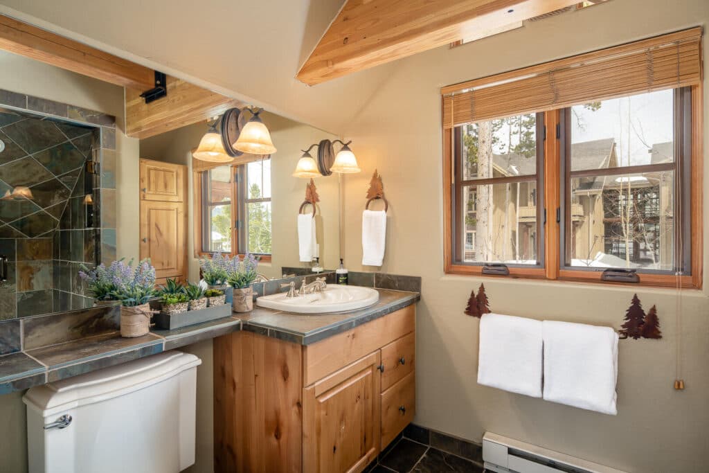 Hidden Trail House - Image 13