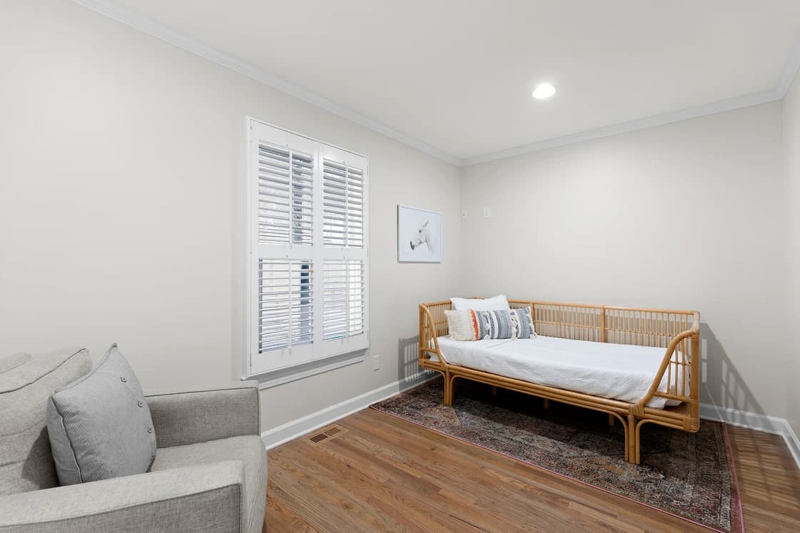 Shoreway Cove - Image 23