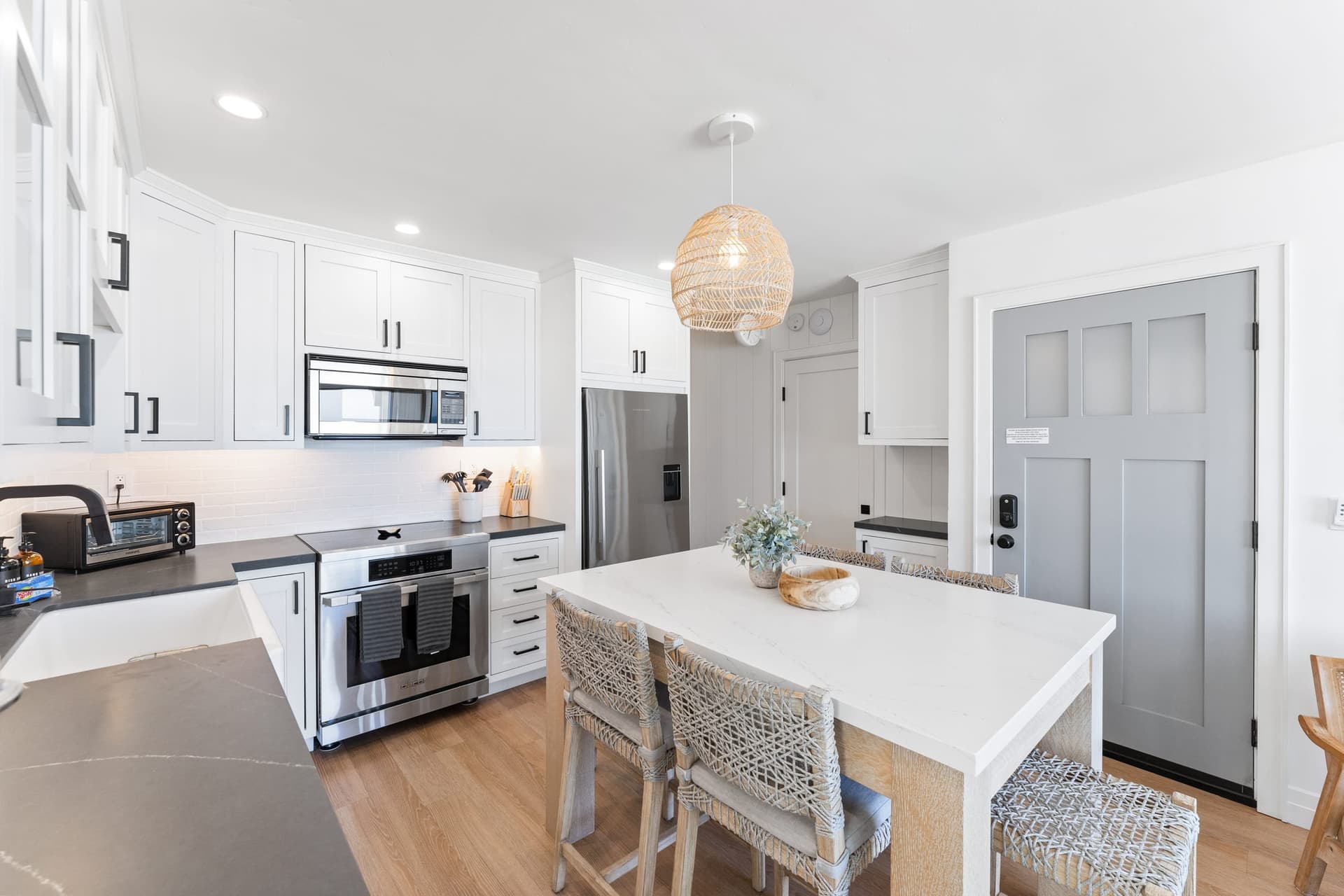 Upper Oceanfront Masterpiece - Image 24