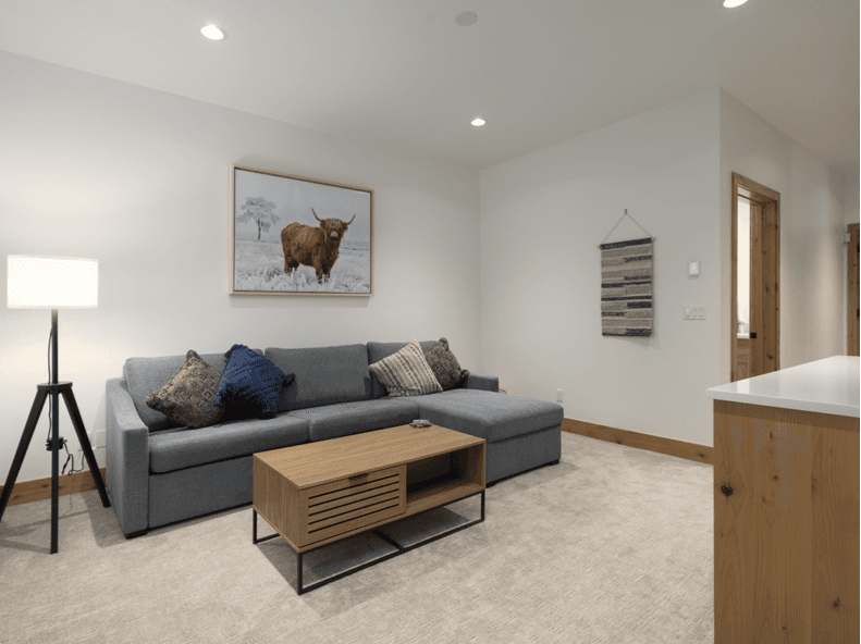 Whale's Tail Watch - Image 21