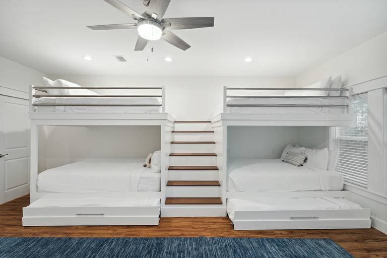 Summer Lovin at Treetop - Image 29