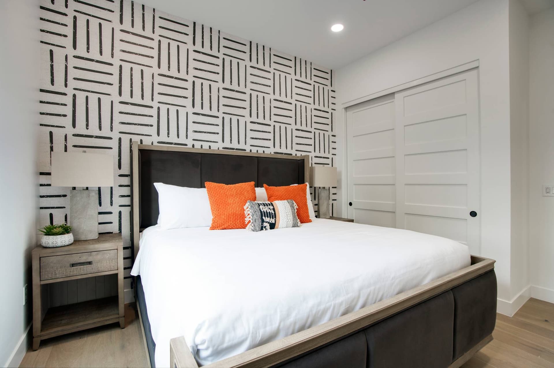 Estate on Harmony - Image 40