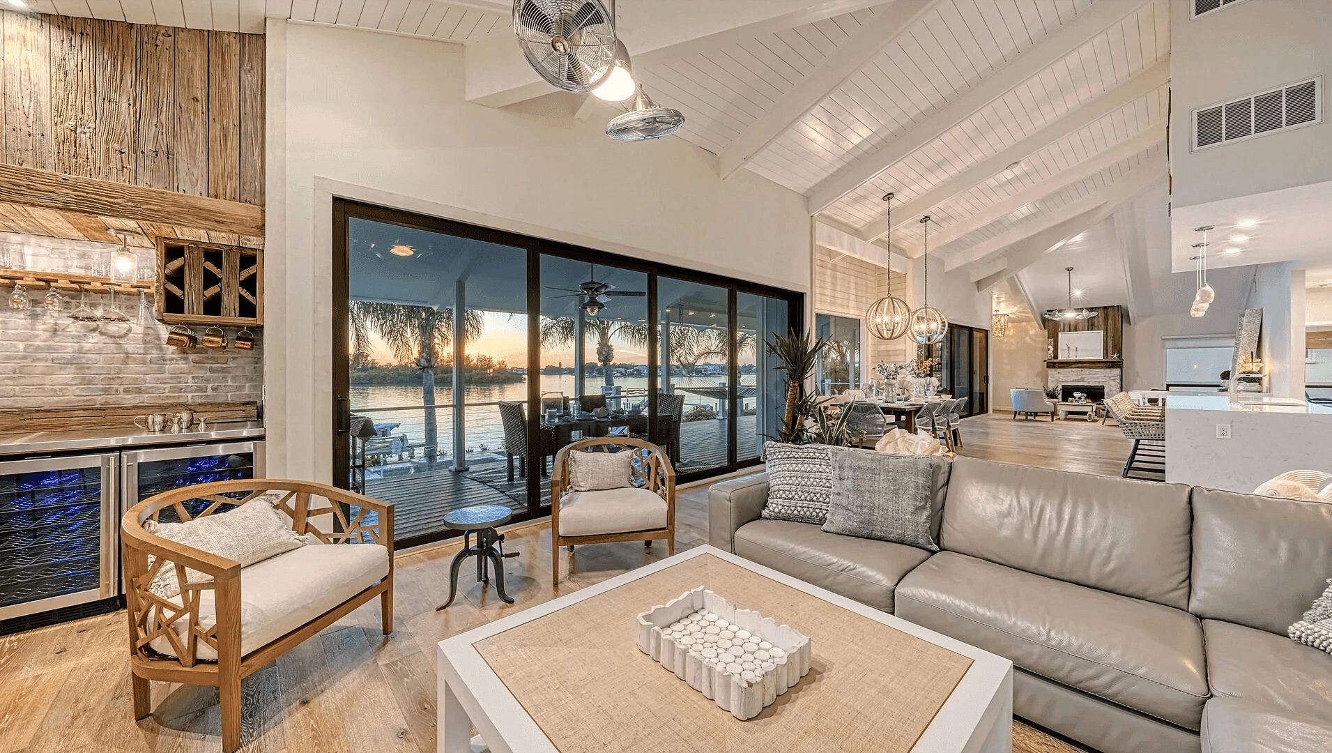 Pearl on the Bay - Image 17