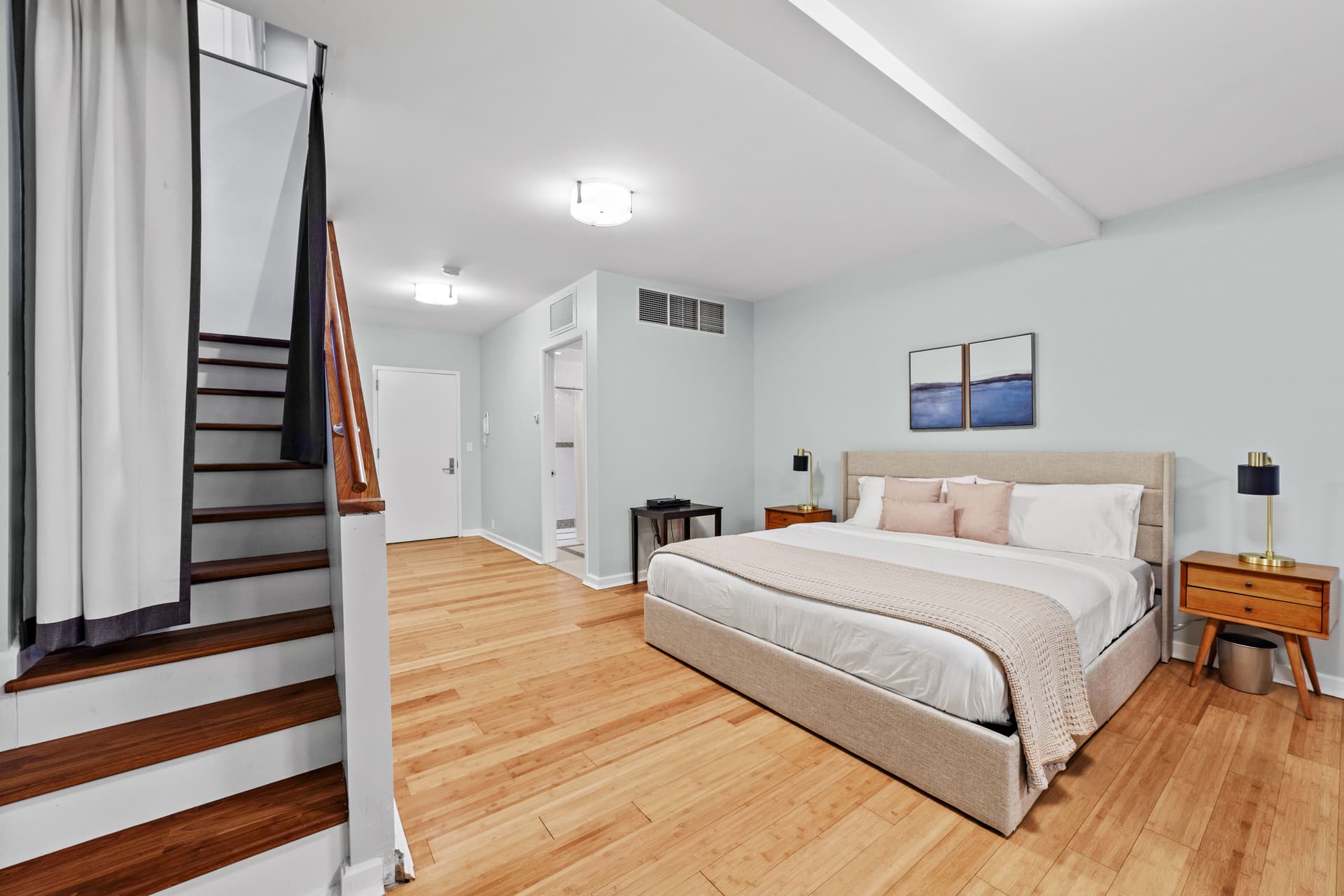 Gotham House I - Image 29