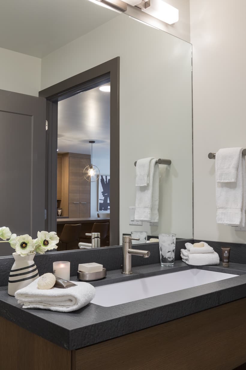 Leigh Home - Image 2