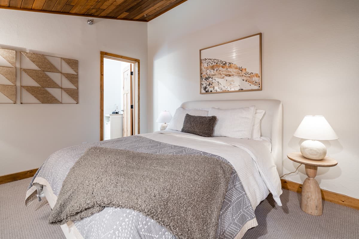 Skycrest Penthouse #1733 - Image 19