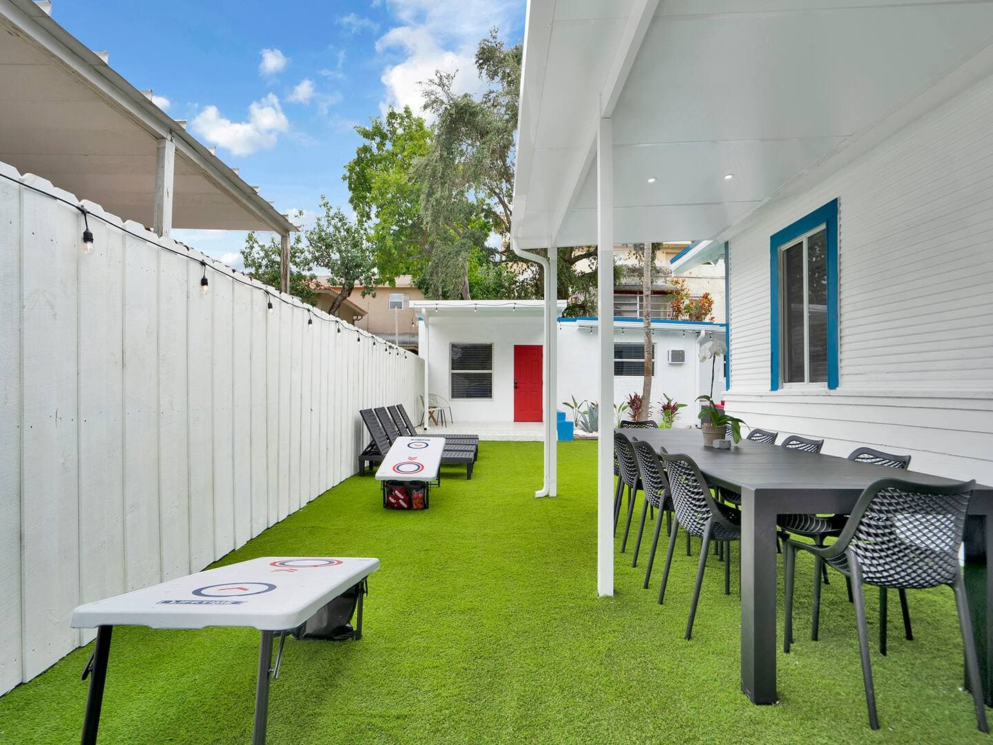 Bungalow House - Image 36