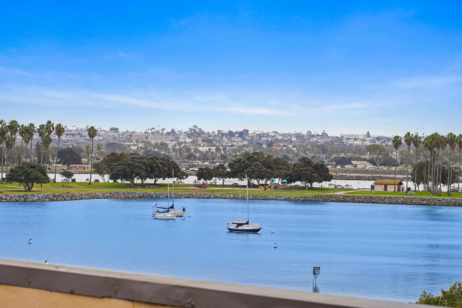 Bayside Escape 4 - Image 35