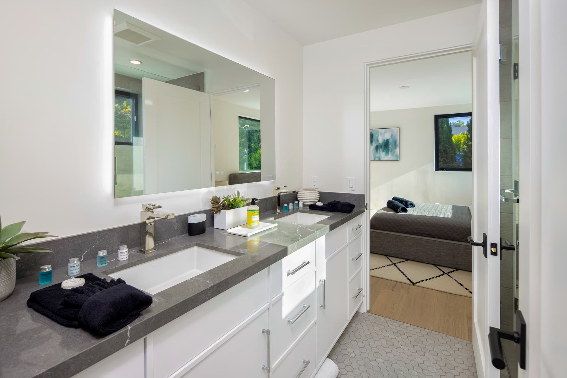 Waring Villa - Image 10