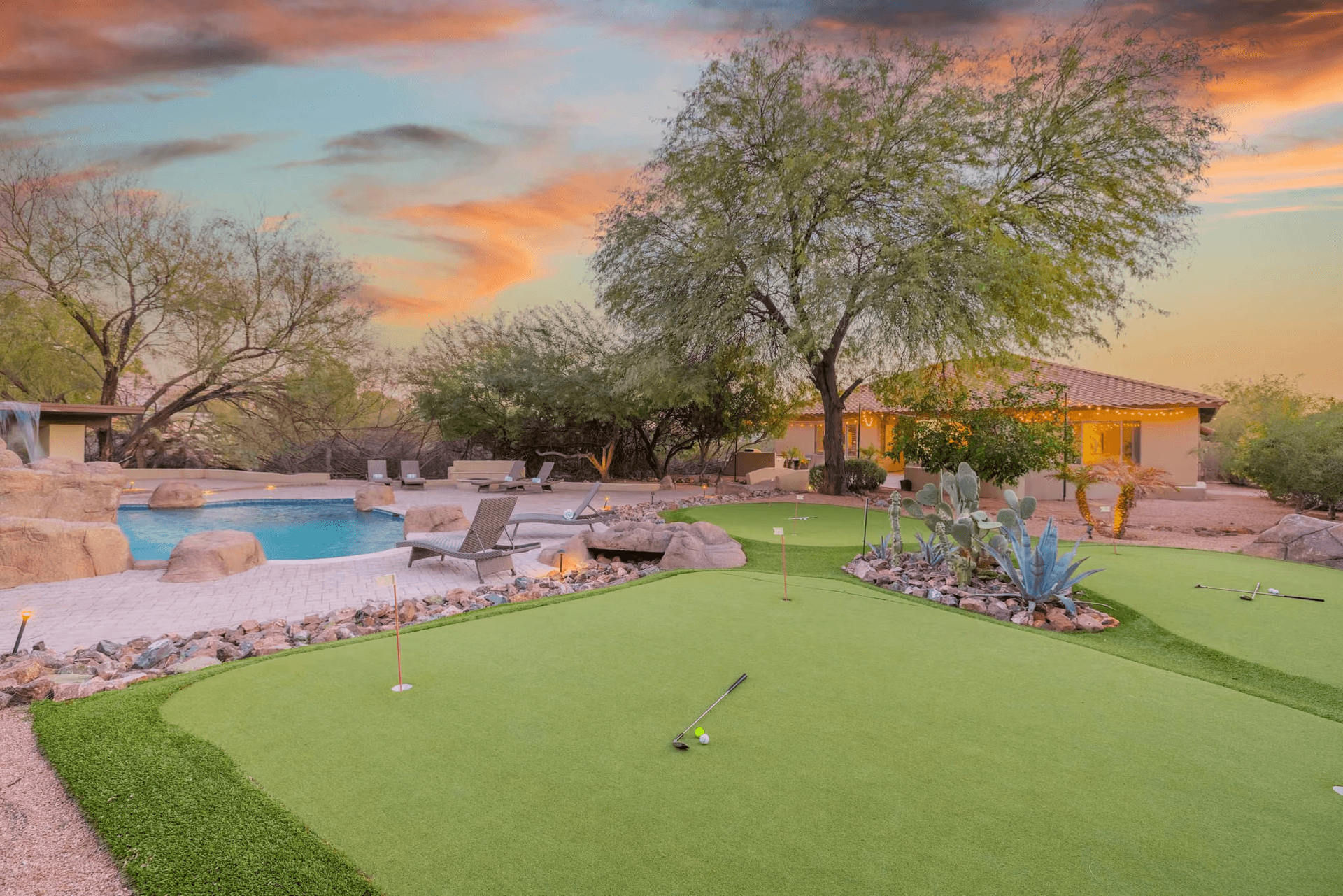 Residence on Cholla - Image 1