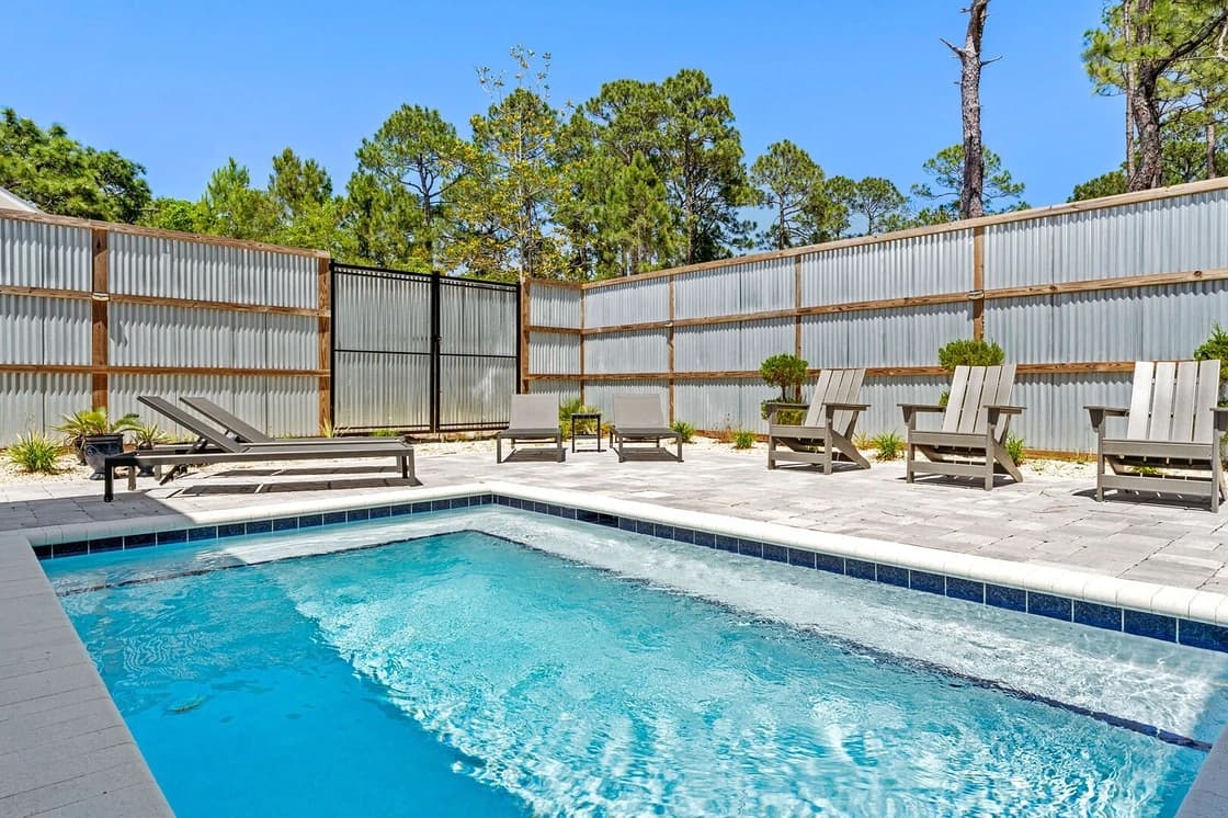 Shady Palms - Image 2