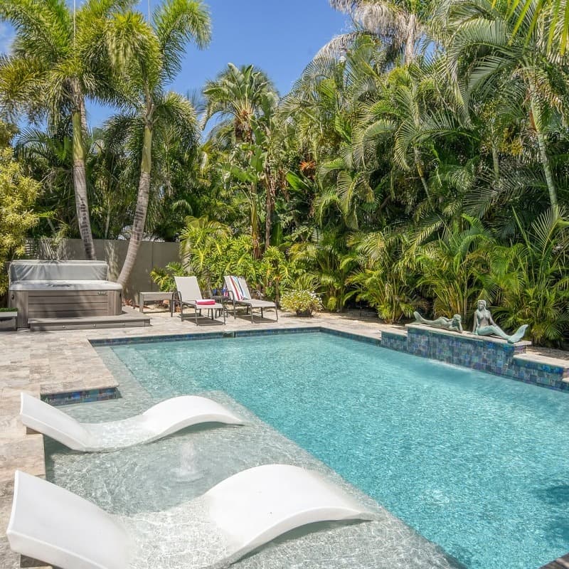 Mermaids Oasis - Image 1