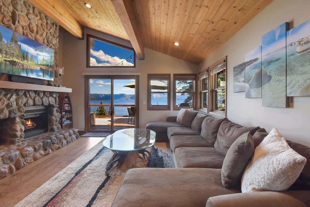 Shoreline Vista - Image 1