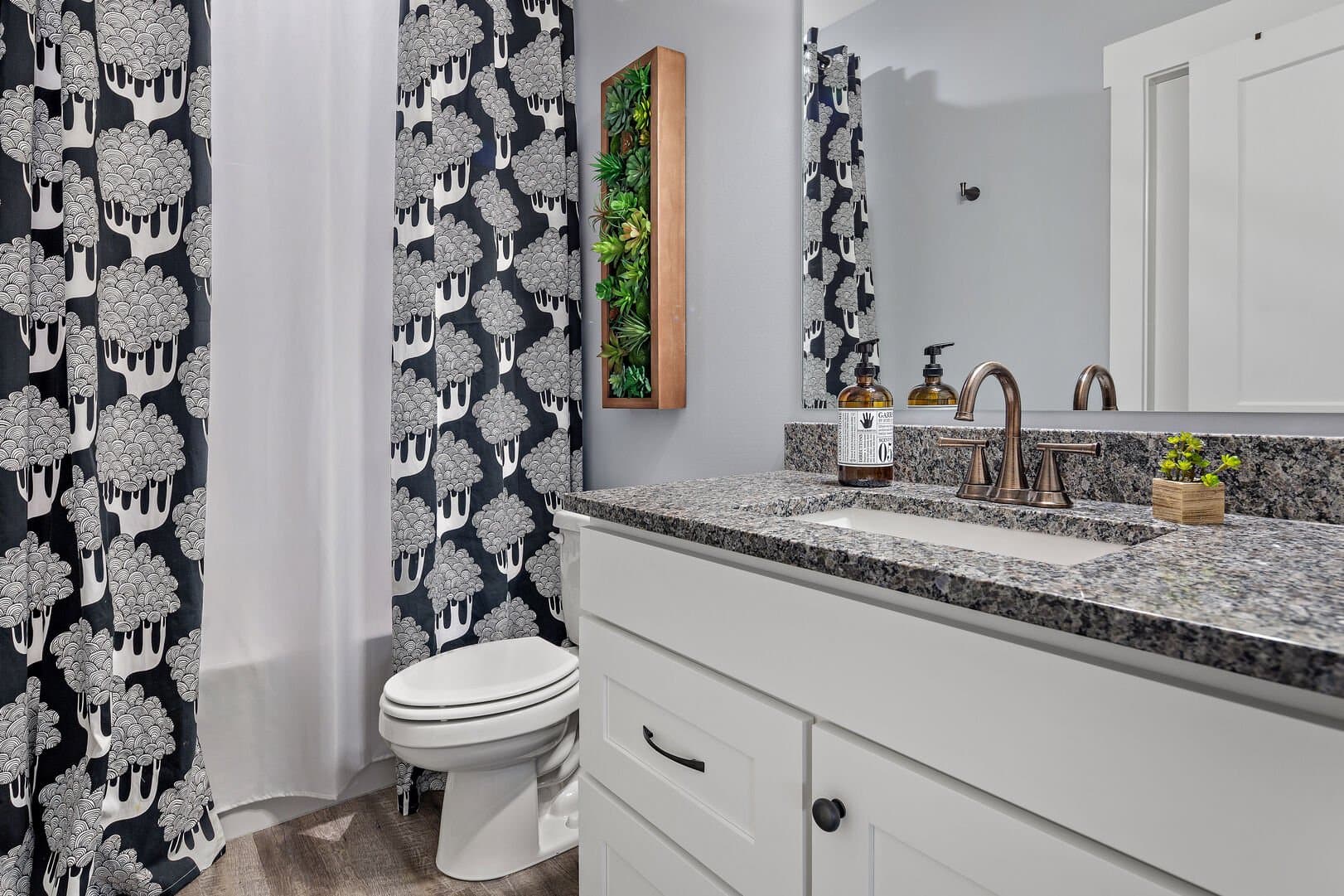 Asheville Getaway - Image 18