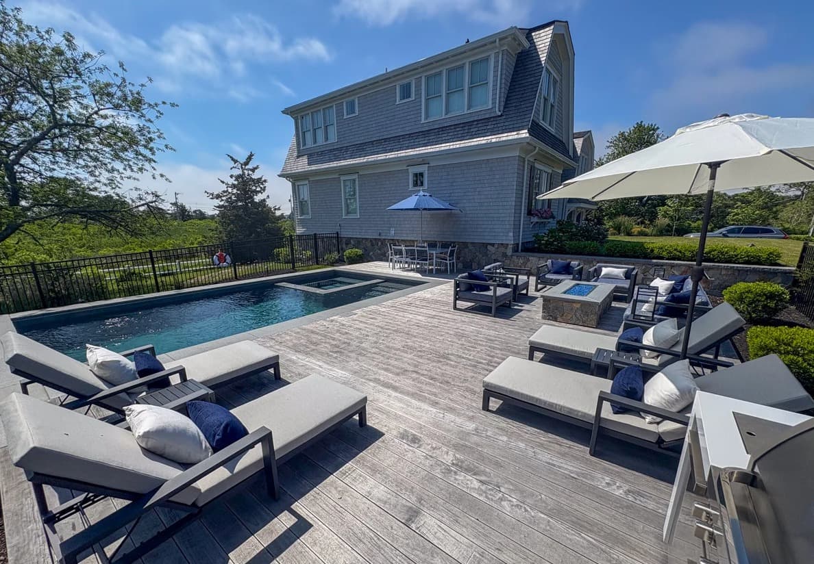 Strong Island Manse - Image 2