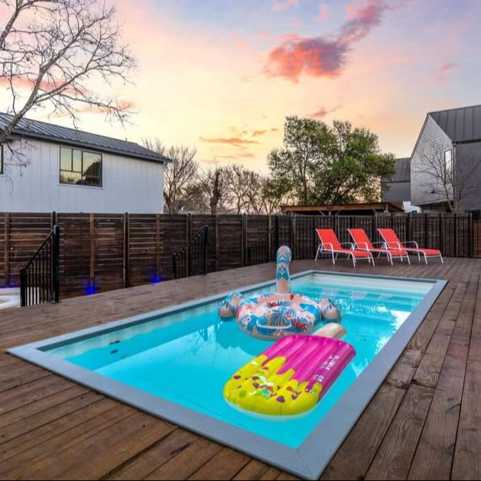 Fun at South 1st Street - Image 1