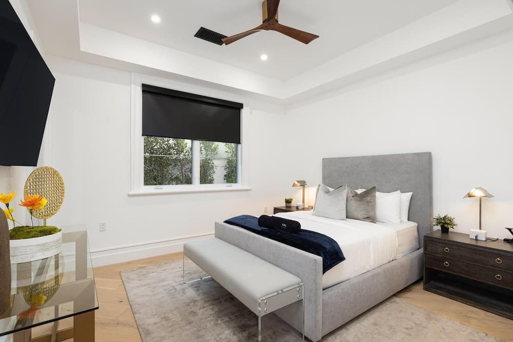 Gardner Modern - Image 3