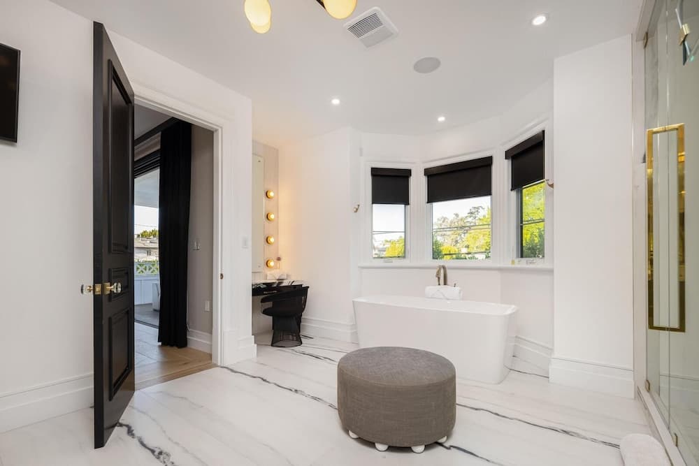 Gardner Modern - Image 36