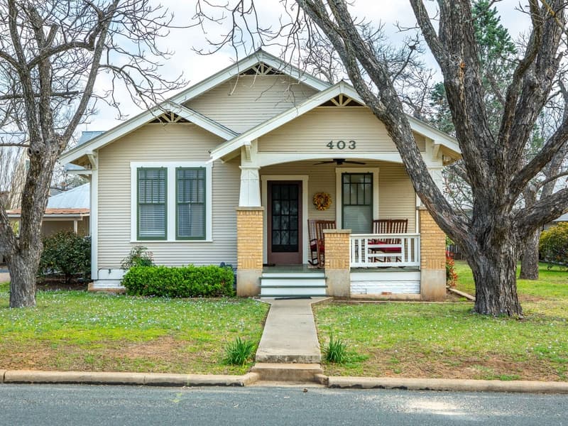 Cora Home #403 - Image 1