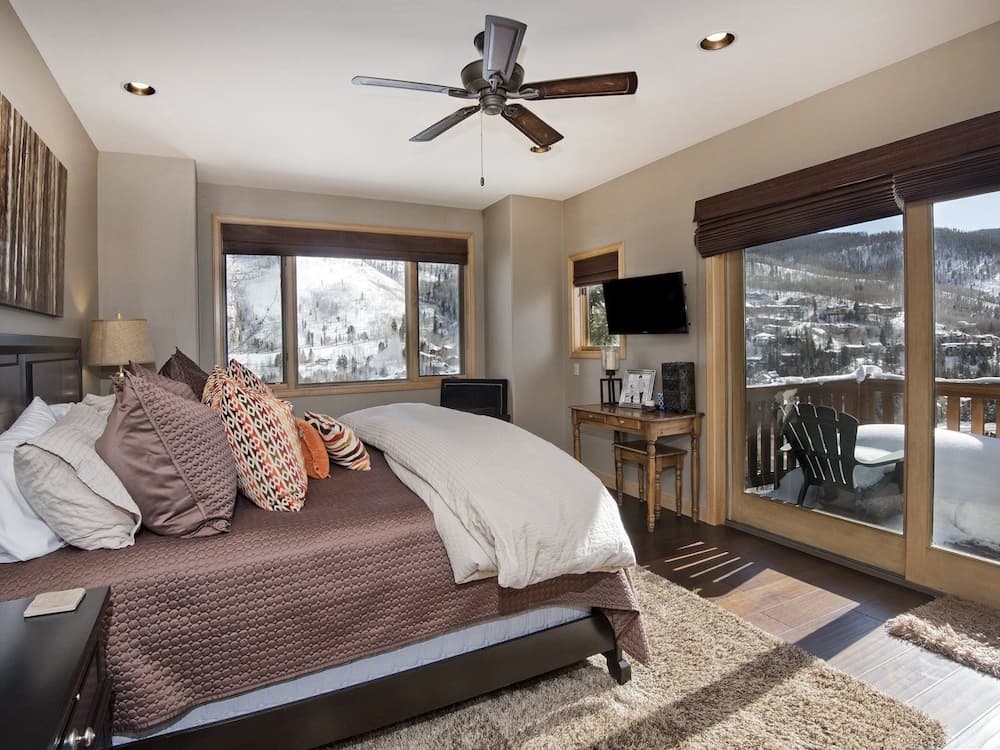 Glacier Court #1854A - Image 4