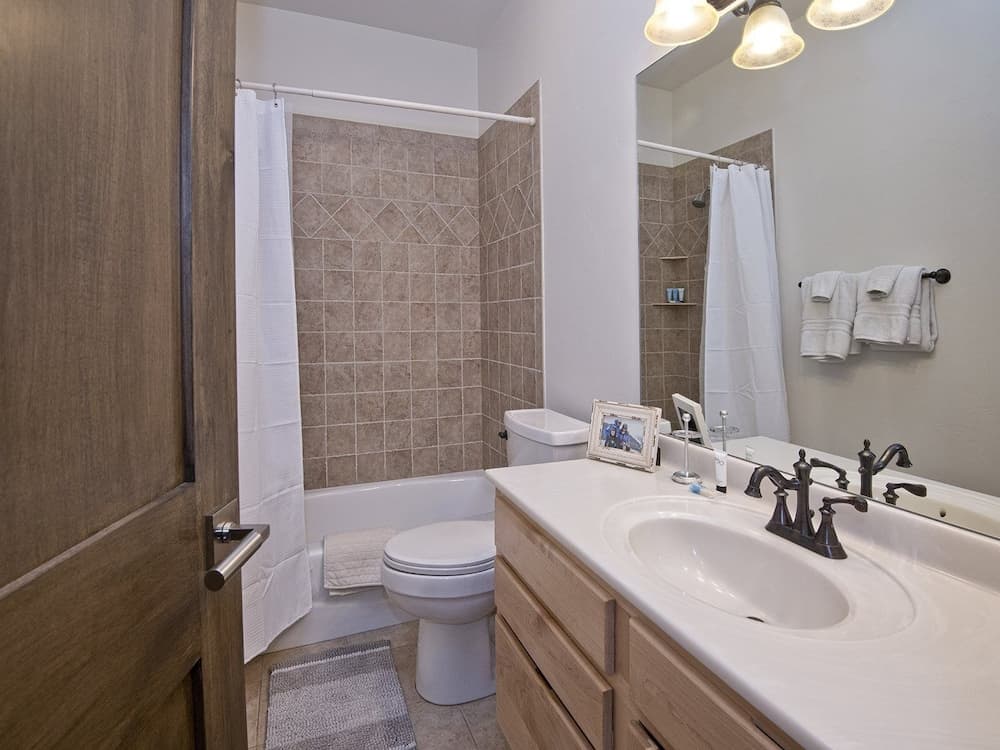 Glacier Court #1854A - Image 28